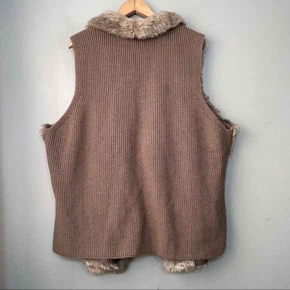 Maurices Brown Faux Fur Vest - Picture 3 of 5